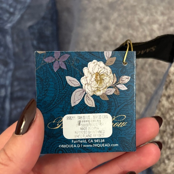 NWT SAACHI Sheer Blue Scarf - Picture 3 of 7